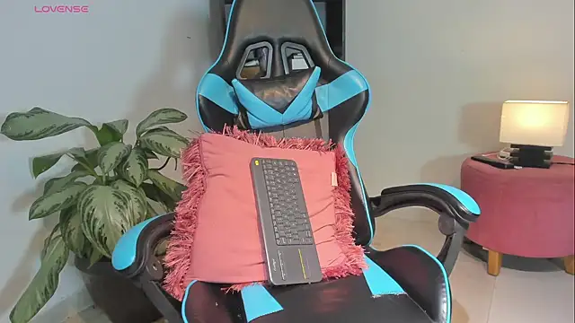  maria foxx  online show from May 2026 05:44:02 PM