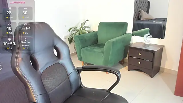  maria foxx  online show from October 2025 05:58:02 PM