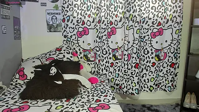  maria foxx  online show from November 2025 06:30:01 PM