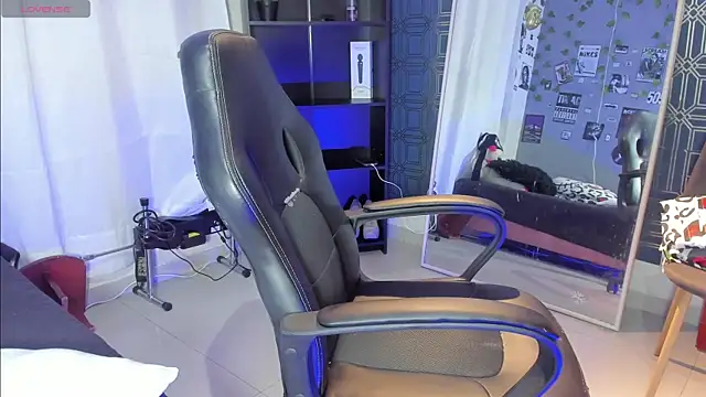  maria foxx  online show from December 2025 11:16:02 PM