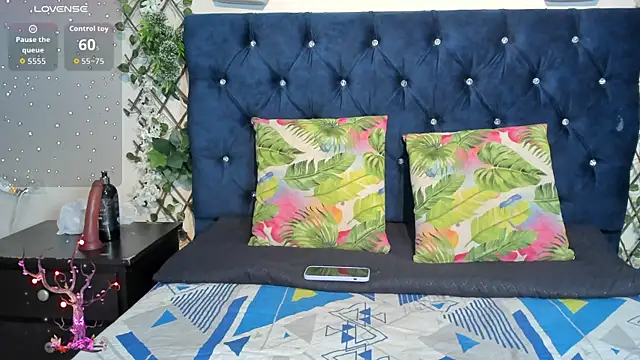  maria foxx  online show from November 2025 10:24:01 PM