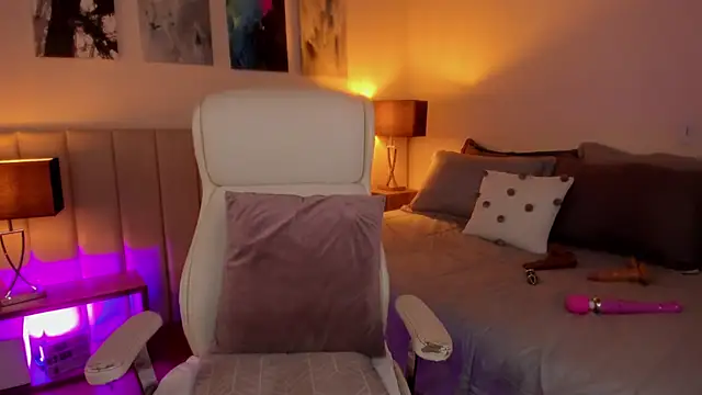 DaniRousse online show from January 2026 04:25:02 PM