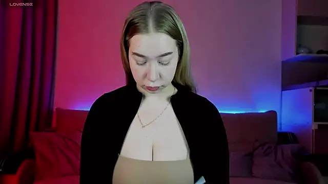 Annabelle Art online show from March 2025 02:43:02 PM
