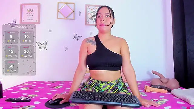 EmmaRogers online show from October 2025 03:02:02 PM