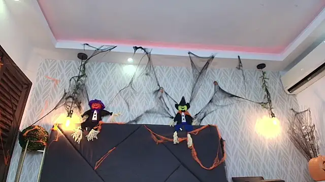 sandy rivas online show from October 2025 12:04:01 PM