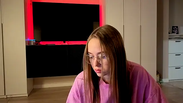 endlesssoffi online show from October 2025 05:56:01 PM