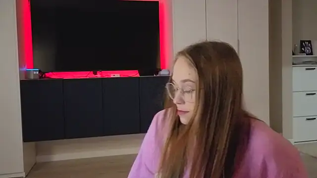 endlesssoffi online show from October 2025 07:32:01 PM