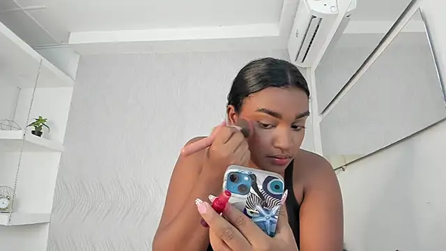 kayna gomez online show from April 2026 07:09:01 PM