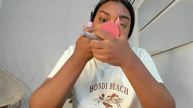 kayna gomez online show from May 2026 07:06:01 PM