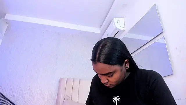 kayna gomez online show from January 2026 07:17:02 PM