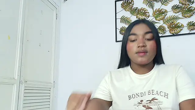 Snapshot of kayna_gomez chatting on October 2025 08:21:02 PM kayna gomez online show from October 2025 08:21:02 PM