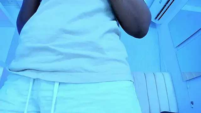 kayna gomez online show from December 2025 07:04:01 PM