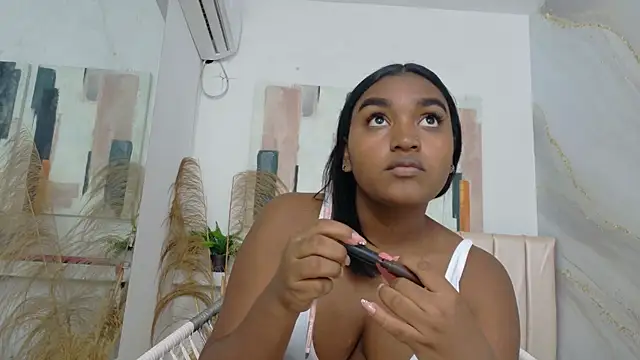 kayna gomez online show from April 2026 05:36:01 PM