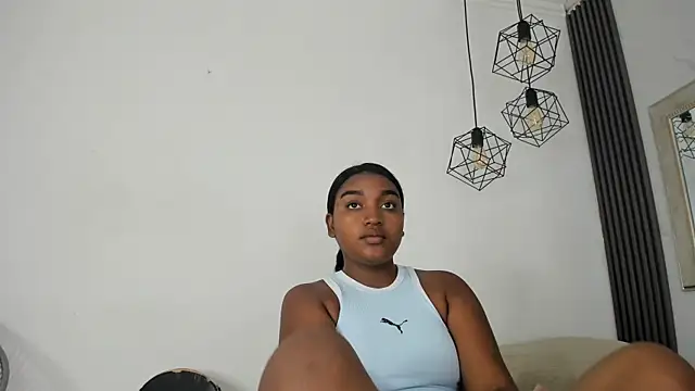 kayna gomez online show from May 2026 07:14:02 PM