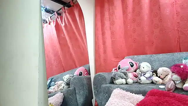 Milkdulce1 online show from March 2026 04:40:02 PM