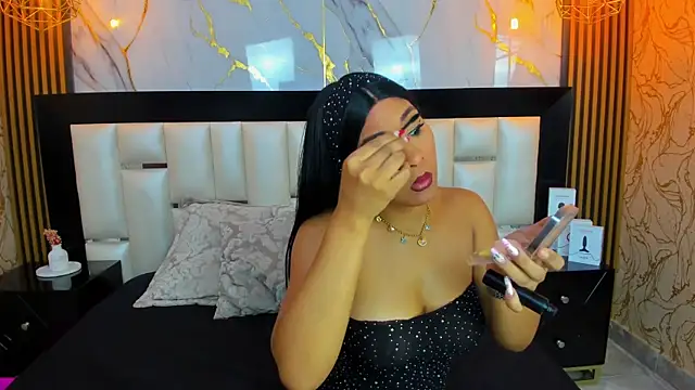 SofiaLaurents online show from November 2025 01:00:01 PM