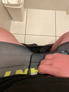 Snapshot of Hugo76578 chatting on November 2025 07:51:02 PM Hugo76578 online show from November 2025 07:51:02 PM