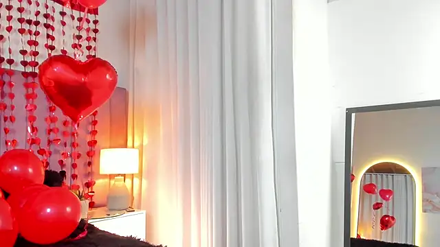 Aleja arango1 online show from February 2025 07:39:01 PM