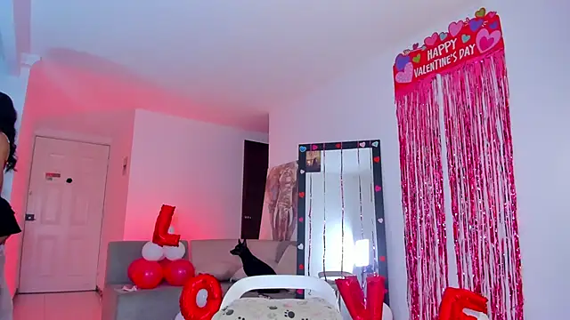 Aleja arango1 online show from February 2026 12:00:02 AM