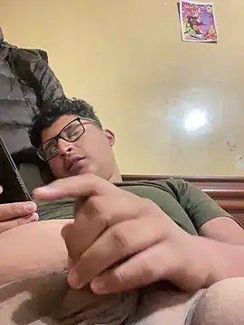 Snapshot of Ruk436 chatting on January 2025 01:18:02 AM Ruk436 online show from January 2025 01:18:02 AM