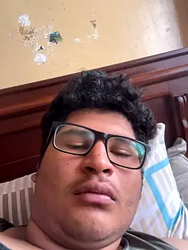 Snapshot of Ruk436 chatting on November 2025 05:29:02 PM Ruk436 online show from November 2025 05:29:02 PM