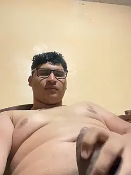 Snapshot of Ruk436 chatting on December 2024 12:07:02 AM Ruk436 online show from December 2024 12:07:02 AM