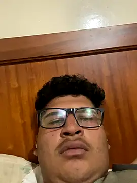 Snapshot of Ruk436 chatting on November 2025 06:17:01 AM Ruk436 online show from November 2025 06:17:01 AM