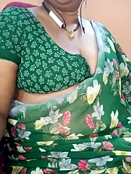 Snapshot of Sexy-Telugunayana2 chatting on March 2025 06:59:02 PM Sexy-Telugunayana2 online show from March 2025 06:59:02 PM