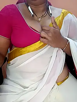 Snapshot of Sexy-Telugunayana2 chatting on March 2025 07:52:01 PM Sexy-Telugunayana2 online show from March 2025 07:52:01 PM
