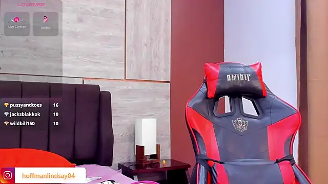 Snapshot of lindsayhoffman18 chatting on February 2025 01:22:01 AM lindsayhoffman18 online show from February 2025 01:22:01 AM