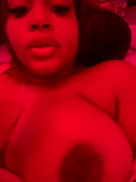 lindsayhoffman18 online show from December 2025 02:29:02 PM