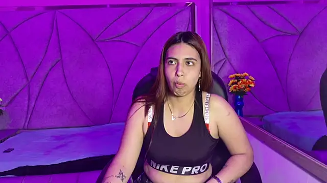 Tammy Blackk online show from November 2025 04:35:02 AM