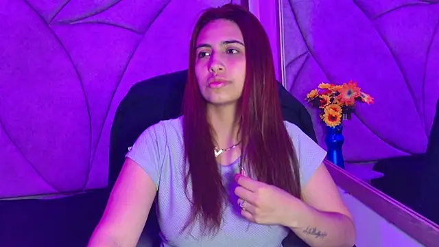 Tammy Blackk online show from December 2025 03:00:02 AM