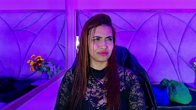 Tammy Blackk online show from October 2025 04:32:01 AM