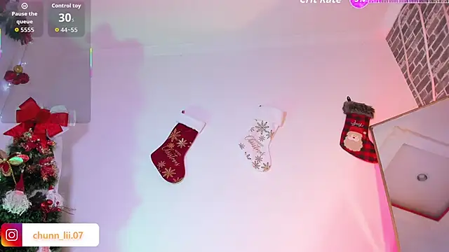 chunn liioo online show from December 2025 06:02:01 PM