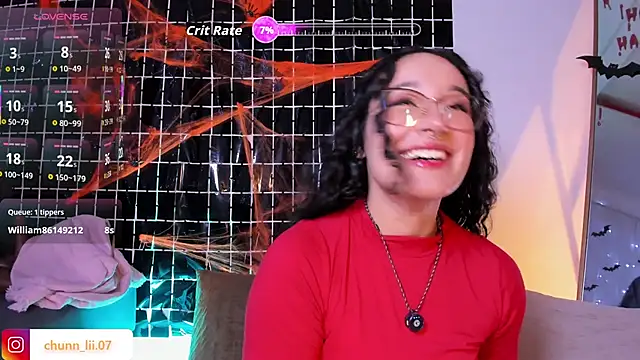 chunn liioo online show from October 2025 11:38:02 PM