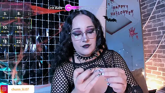 chunn liioo online show from October 2025 11:59:01 PM