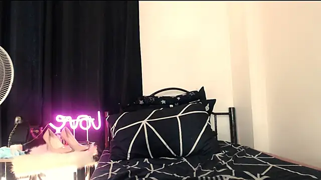 Nathalie Heartxoxo69 online show from February 2026 05:18:02 AM