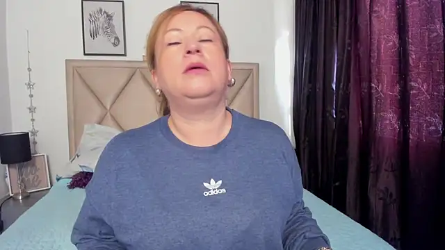 MonyCassius online show from April 2026 12:06:02 PM