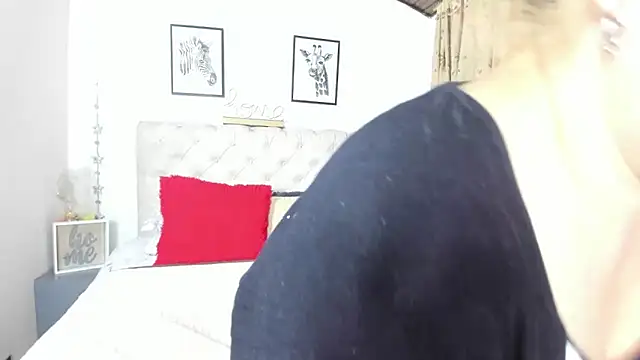 MonyCassius online show from March 2025 12:51:01 PM