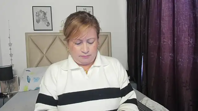 Snapshot of MonyCassius chatting on July 2026 12:34:02 PM MonyCassius online show from July 2026 12:34:02 PM