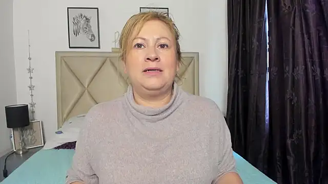 MonyCassius online show from April 2026 12:28:01 PM