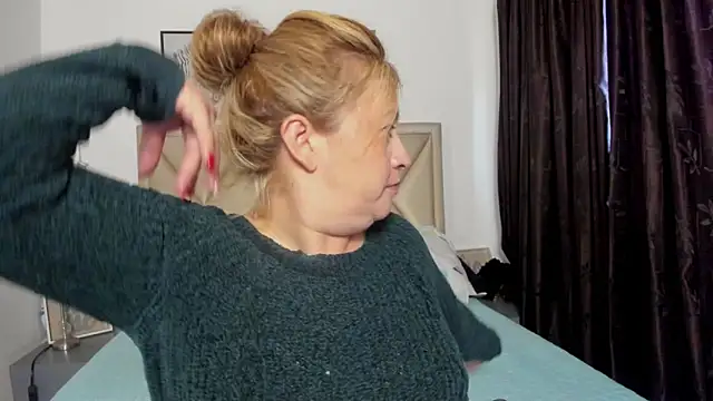 MonyCassius online show from April 2026 11:47:02 AM