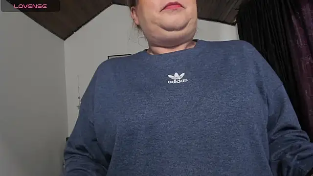 MonyCassius online show from March 2026 12:21:03 PM