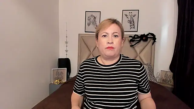 MonyCassius online show from November 2025 11:59:02 AM