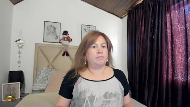 MonyCassius online show from December 2025 12:28:02 PM