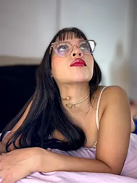 Snapshot of AnaSofia_07sv chatting on June 2026 06:35:01 AM AnaSofia 07sv online show from June 2026 06:35:01 AM