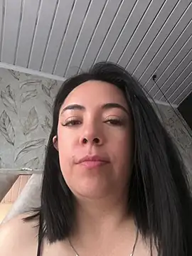 Bella fournier online show from April 2026 07:42:01 PM