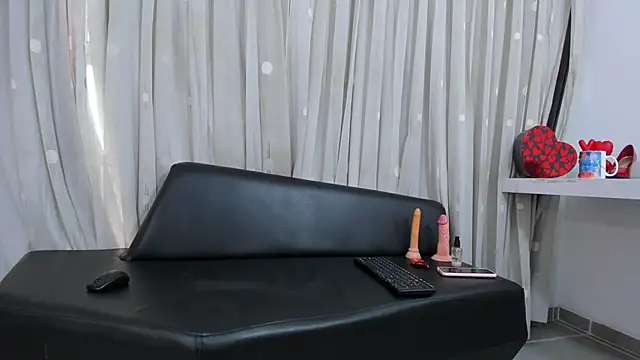 KyleDoom online show from February 2025 06:09:02 PM