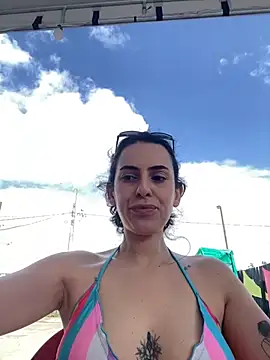 Morguissz online show from December 2024 05:44:01 PM